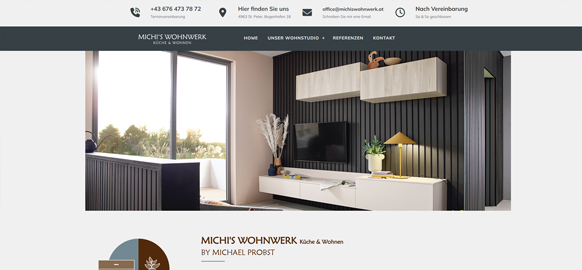 WEBgarten - Webdesign - Braunau | Referenz Webseite von Michi's Wohnwerk mit einem modernen Interieur-Design, das ein stilvolles Wohnzimmer mit minimalistischen Möbeln zeigt.